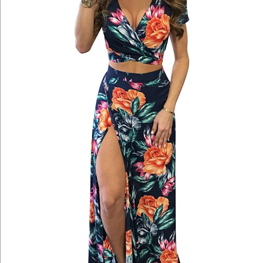 Two pieces skirt set
